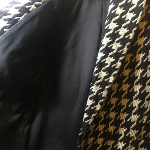 Theory Jackets & Coats - THEORY DANVEG BROOKLINE HOUNDSTOOTH WOOLBLEND COAT Theory Jackets & Coats - THEORY DANVEG BROOKLINE HOUNDSTOOTH WOOLBLEND COAT