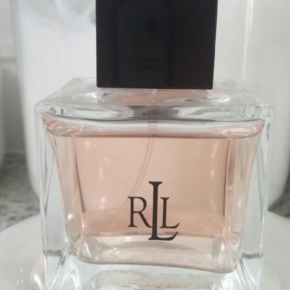 Ralph Lauren Lauren Style Perfume - Picture 1 of 3