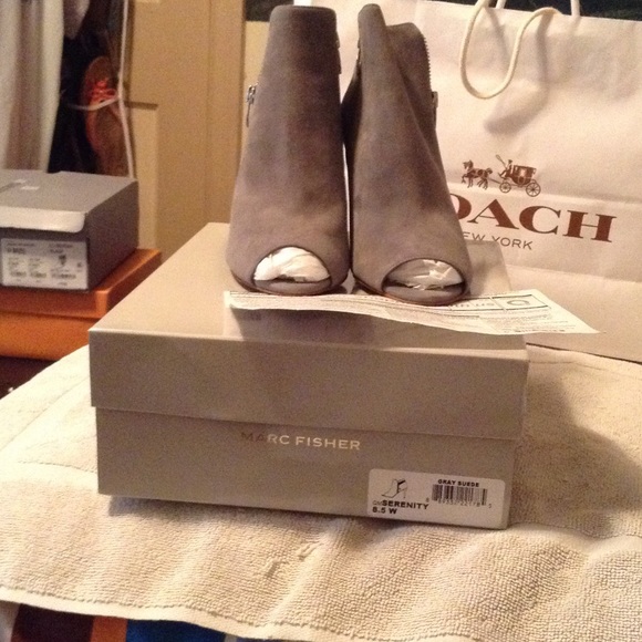 Marc Fisher Serenity gray suede peep toe boots NWB