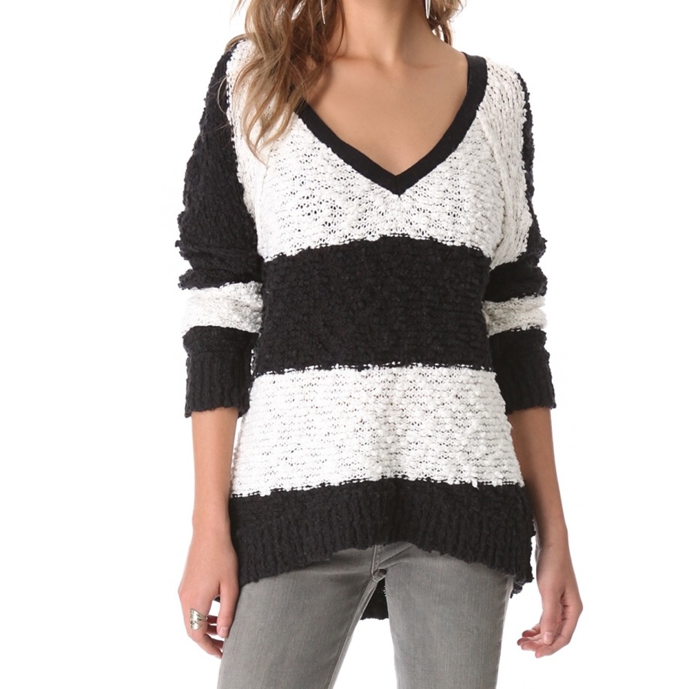 Free People Sz S Black & White Long Sleeve Sweater