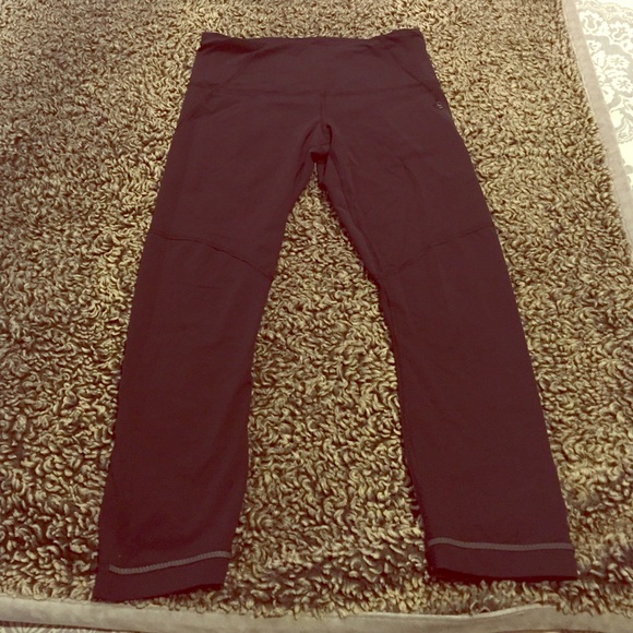 Lululemon black run Capri