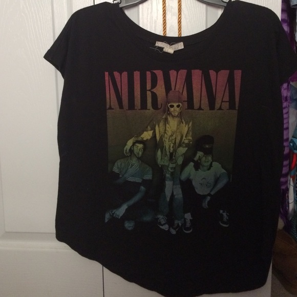Nirvana 21 tee