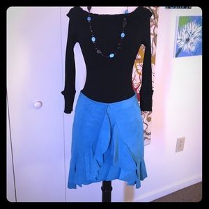 Cache turquoise suede skirt