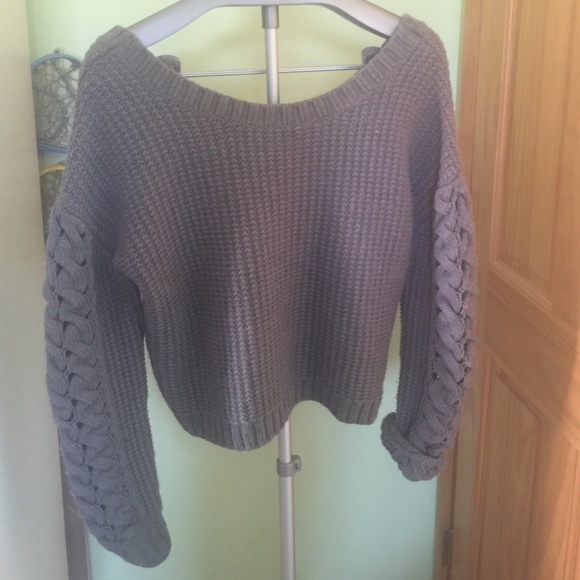 Bcbgeneration Gray Exaggerated Braided Sleeve Sz.M - image 1