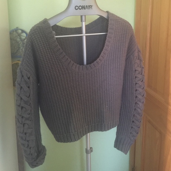 Bcbgeneration Gray Exaggerated Braided Sleeve Sz.M - image 2