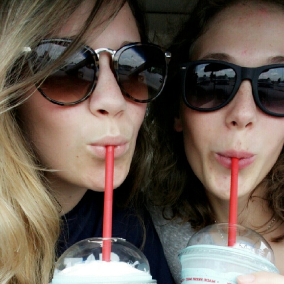 Meet your Posher, Miranda - Picture 1 of 1