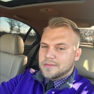 Meet your Posher, Cody