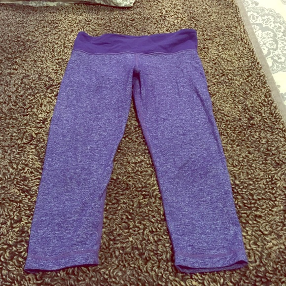 Lululemon blue crop leggings