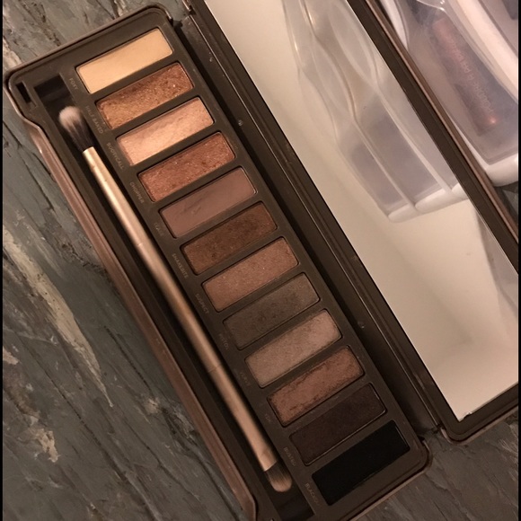 Urban Decay Naked 2 Palette