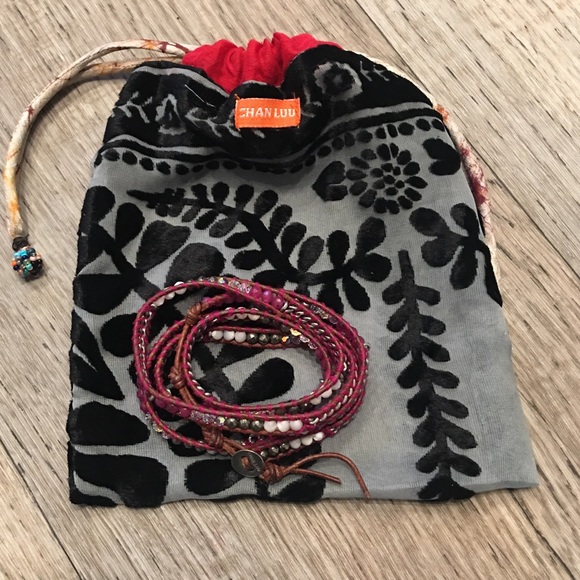 Chan Luu 5 wrap bracelet in Fuchsia - Picture 3 of 4