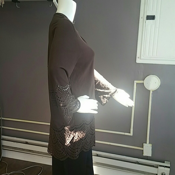 Blouse - Picture 4 of 4