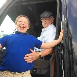 Meet your Posher, Julie