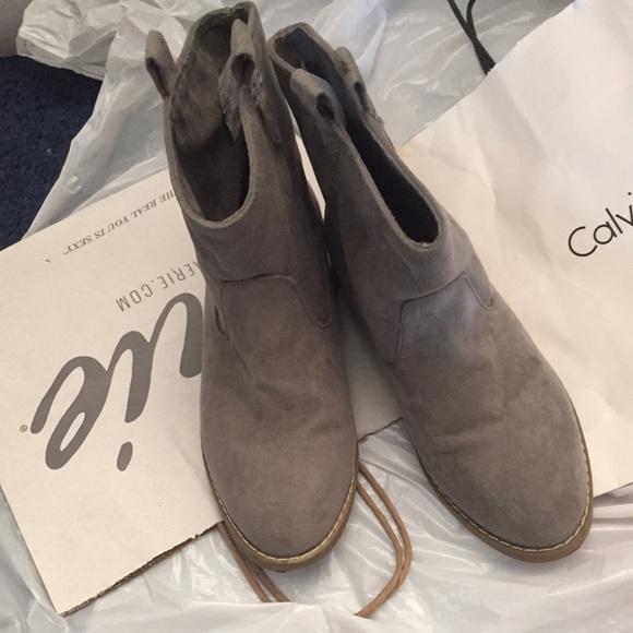 Old navy boots