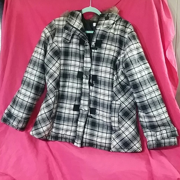 Cato Black and Off white plaid coat sz 18/20