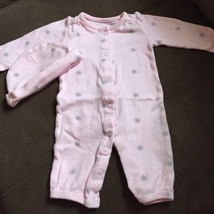 Newborn Sleeper and matching hat