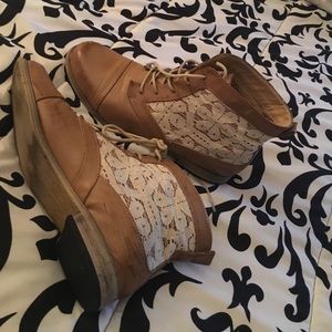 Reduced price on boots!