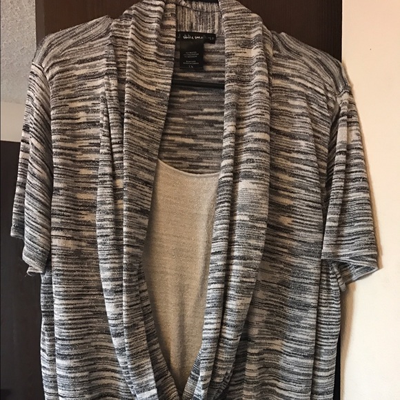 Top - Picture 4 of 4