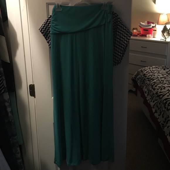 Real maxi skirt