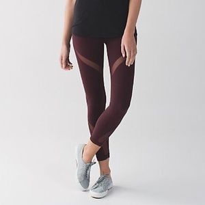 Lululemon Mesh High Times Leggings (BLACK)