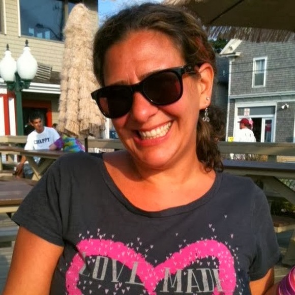 Meet your Posher, Kim - Picture 1 of 1
