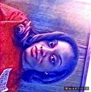 Meet your Posher, Urlisa