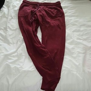 Mossimo maroon jogger pants