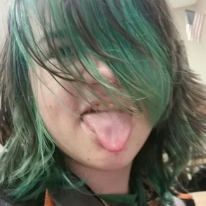 Meet your Posher, Aaron