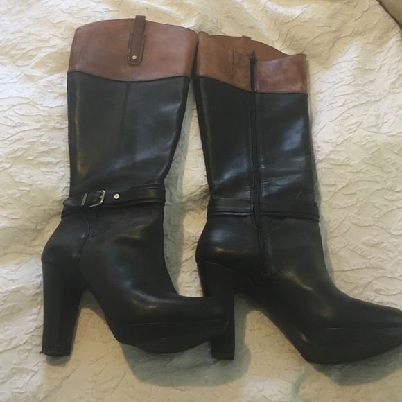 Boots - Picture 3 of 4