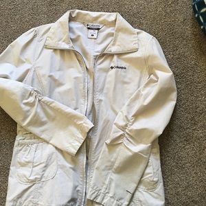 New cute ladies Columbia jacket size L