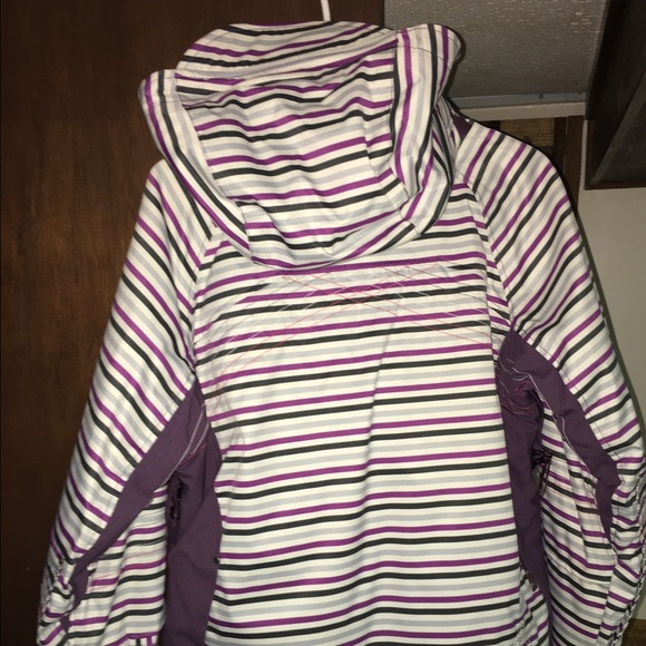 Section Division Snowboard/ Ski Jacket - image 3