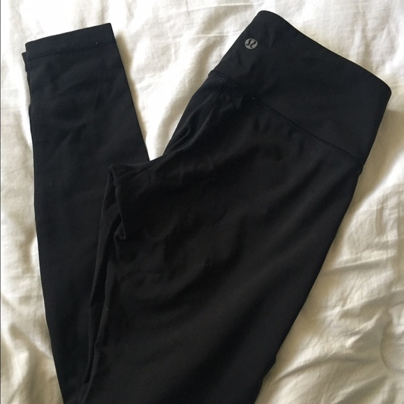 Lulu lemon yoga pants