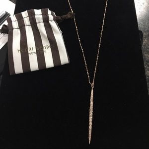 Gorgeous Henri Bendel Luxe quill long necklace!