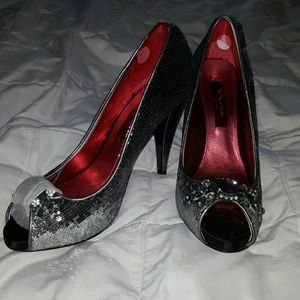 Nina ERNA glitter pumps size 8 NEW WITH TAG