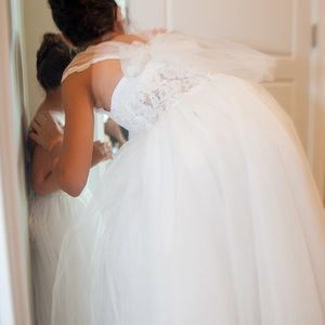 Flower girl dress/ white tool and lace dress