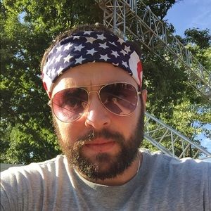 Meet your Posher, Joe