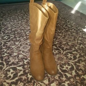 Aldo tan boots