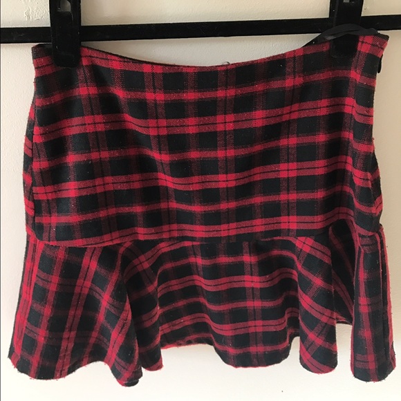 Black and red plaid LF skirt.