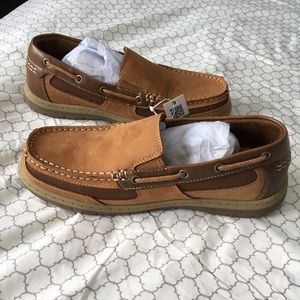 Men's shoes size 8.5 nwt