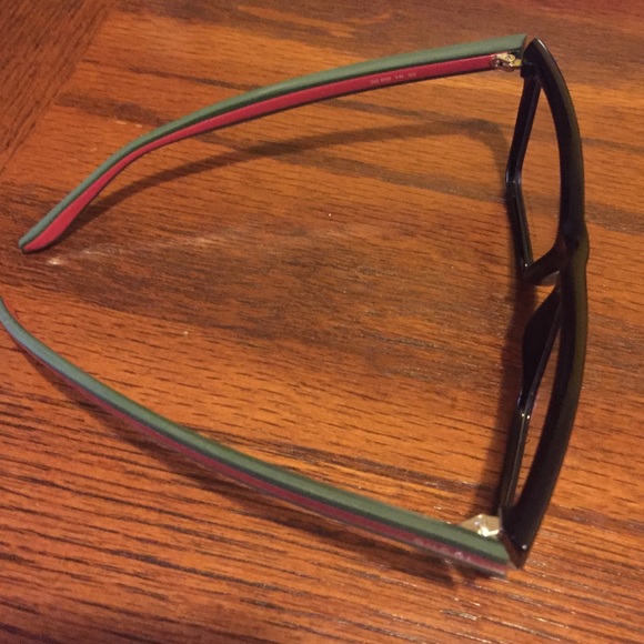 🚫SOLD🚫Authentic Gucci glasses - Picture 3 of 4