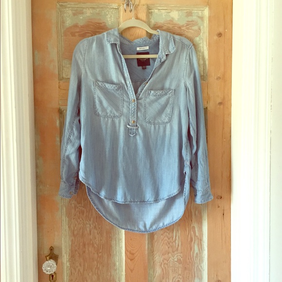 American Eagle Chambray Top
