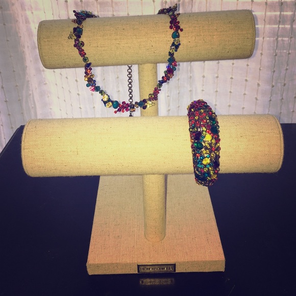 Sorrelli necklace and bracelet