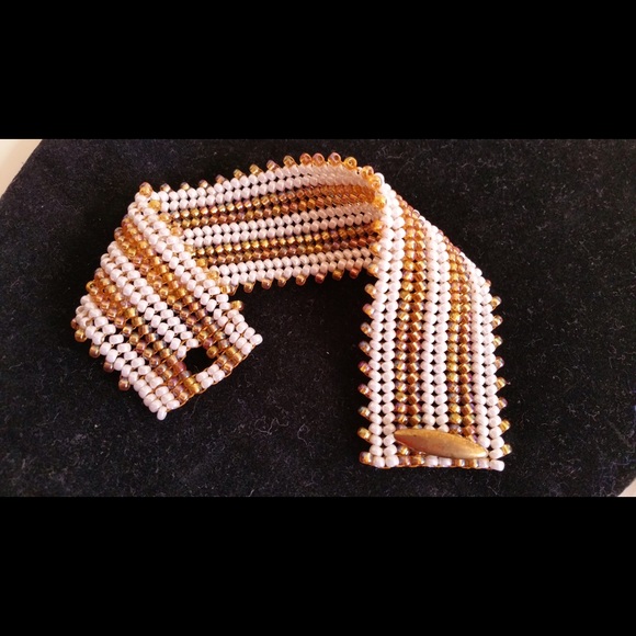 Seed Bead Bracelet - Picture 5 of 6