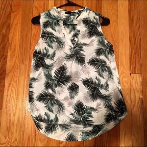 Ro & De sleeveless split neck blouse