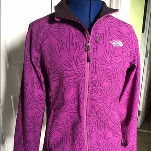 North face jacket - great condition - lightly used