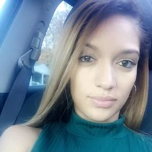 Meet your Posher, Simone