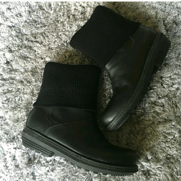 Sorel Boots FLASH SALE!  $65. Will ship tomorrow!