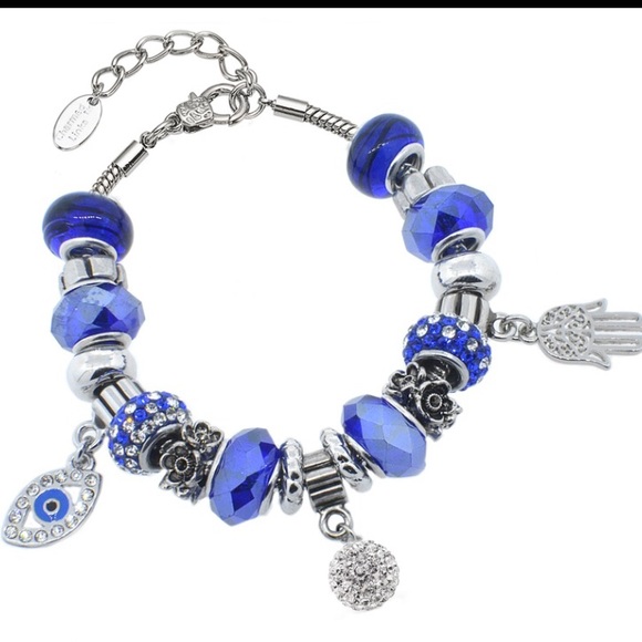 Swarovski elements, Hamsa charm bracelet - Picture 2 of 2