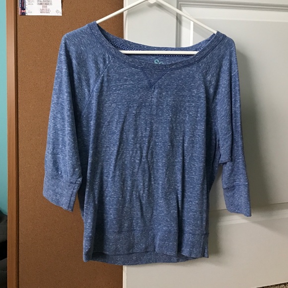 scoop neck tee