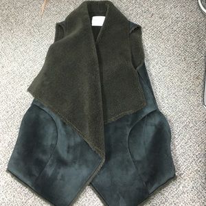 Green faux suede and shearling Vest nwt