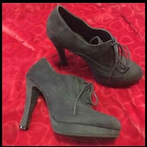 Cute black dress booties